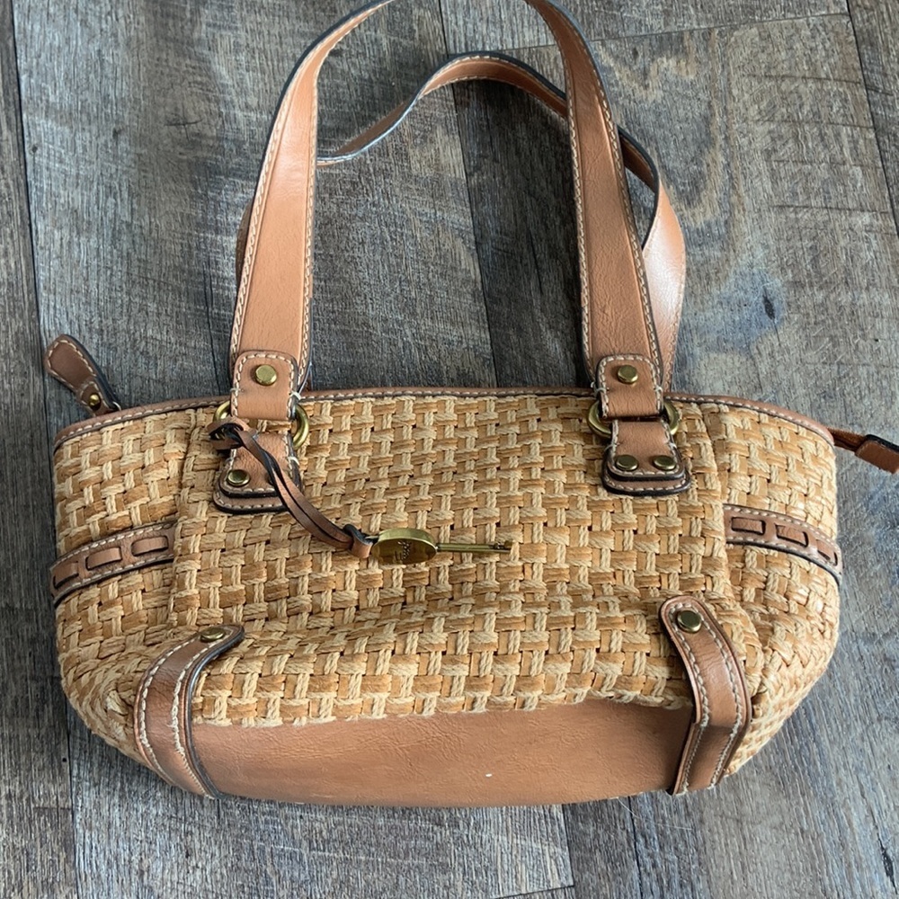 Fossil Vintage Tan Basket Woven Leather Shoulder Bag - Picture 3 of 14